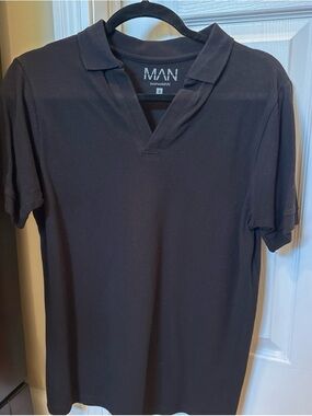 BoohooMAN Black Short Sleeve V-Neck Polo